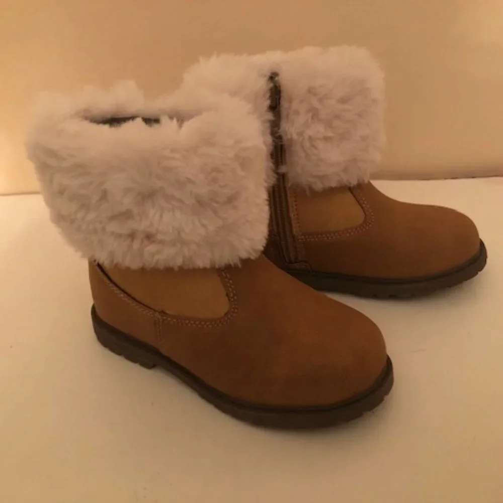 OshKosh Toddler and Little Girls Empress Fashion Boot. Size: 7